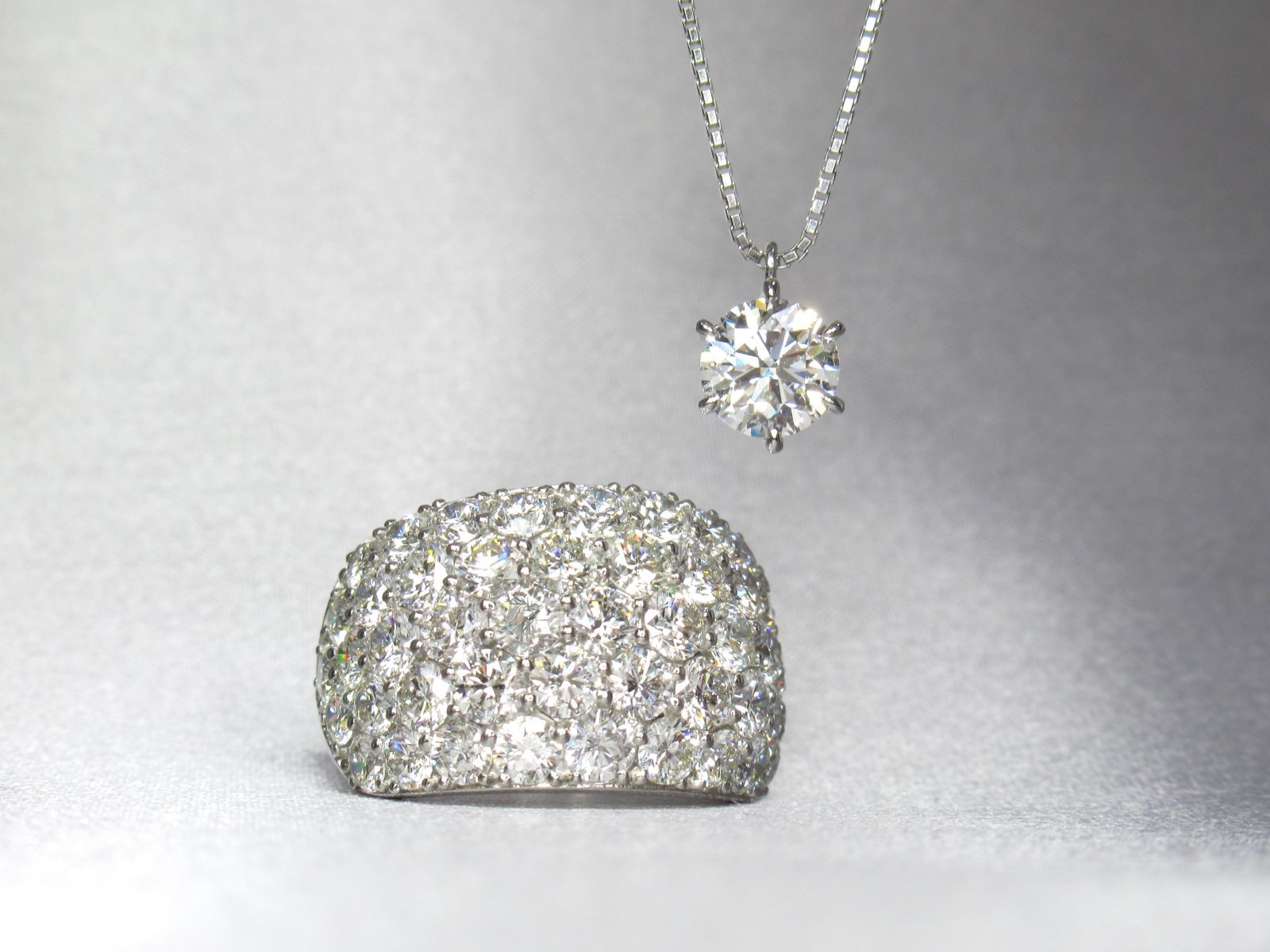 2024年さくら野の初売り レディス・雑貨 | さくら野百貨店 青森店