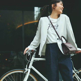 【コムサイズム】ノーカラージャケット★